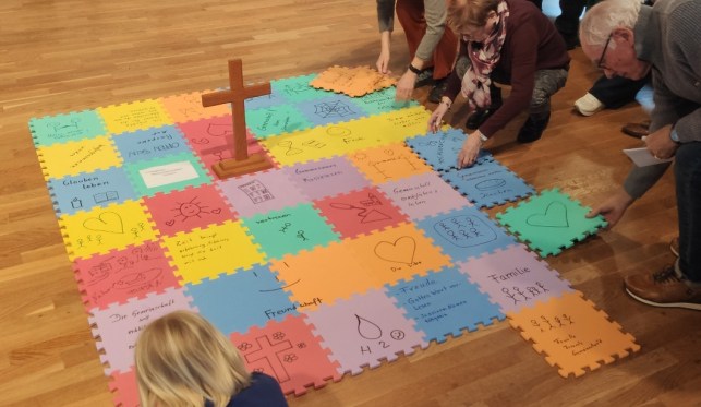 elmente der GKG in form eines Puzzels